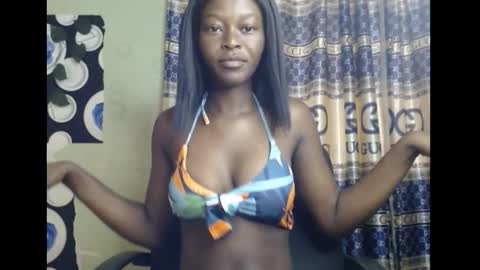 Snapshot of ebony_dark_melaninqueen chatting on 09/29/25, 09:14 vicky online show from 09/29/25, 09:14