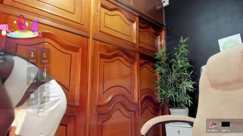 ebony_katterin online show from 09/23/25, 10:40