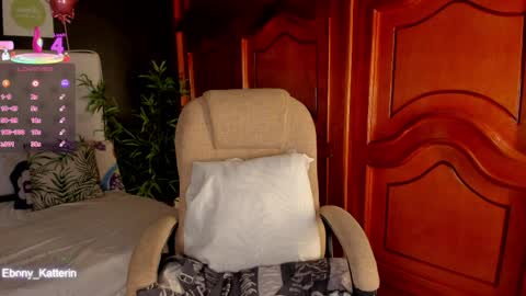 ebony_katterin online show from 04/01/26, 01:41