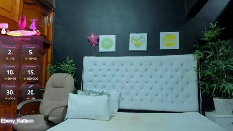 ebony_katterin online show from 05/08/26, 11:26