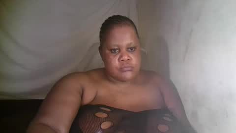 ebony_magixs online show from 04/18/26, 02:15