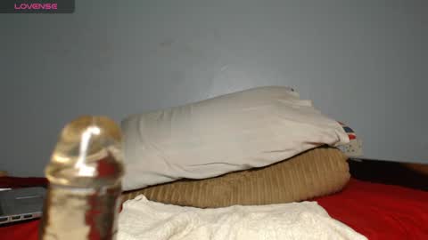 Snapshot of ebony_petite01 chatting on 05/13/26, 03:53 EBONY PETITE online show from 05/13/26, 03:53
