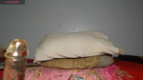Snapshot of ebony_petite01 chatting on 05/14/26, 05:03 EBONY PETITE online show from 05/14/26, 05:03