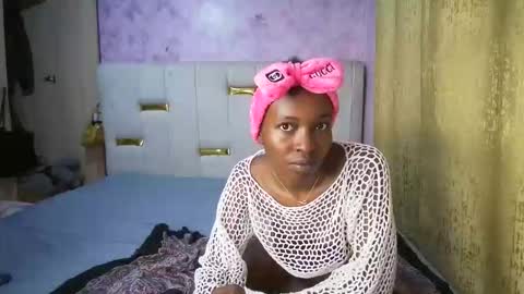ebony_sugarbabe online show from 05/18/26, 06:41