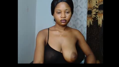 Snapshot of ebony_sweetgirl chatting on 02/15/26, 11:12 Ebony sweetgirl online show from 02/15/26, 11:12