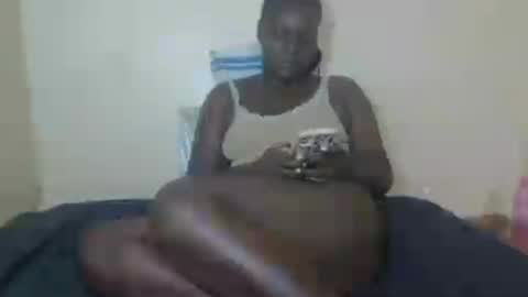 Snapshot of ebonyblack28 chatting on 06/27/26, 11:26 MELVINE online show from 06/27/26, 11:26