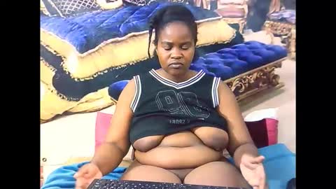 Snapshot of ebonybluediamond chatting on 05/16/26, 08:22 ebonybluediamond online show from 05/16/26, 08:22