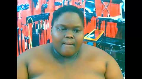 ebonyhotbuns4u2luv online show from 10/30/25, 07:14