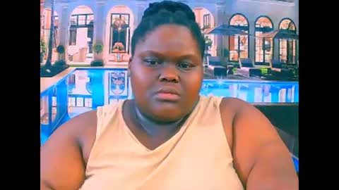 ebonyhotbuns4u2luv online show from 12/15/25, 08:51