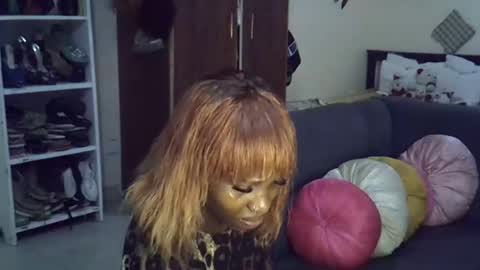 ebonykiki online show from 12/17/24, 07:26