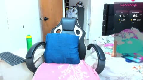 Angela online show from 12/07/24, 10:06