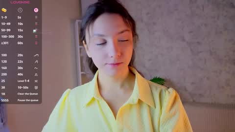 Milly online show from 11/12/25, 03:07