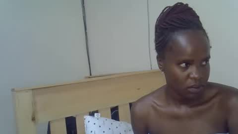 Ebony Luxe online show from 04/04/26, 12:02