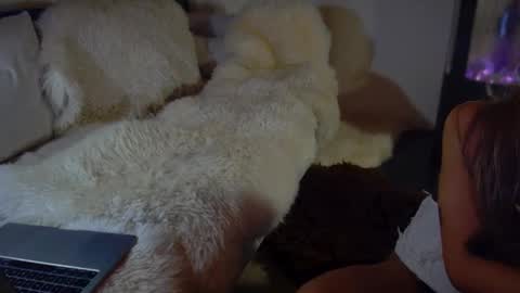 ebonynivory332 online show from 01/18/25, 07:37