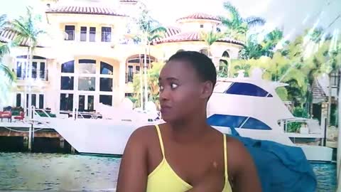 Snapshot of ebonyolive69 chatting on 12/07/24, 08:44 Cindy online show from 12/07/24, 08:44