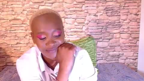 Snapshot of ebonyolive69 chatting on 10/13/25, 08:47 Cindy online show from 10/13/25, 08:47