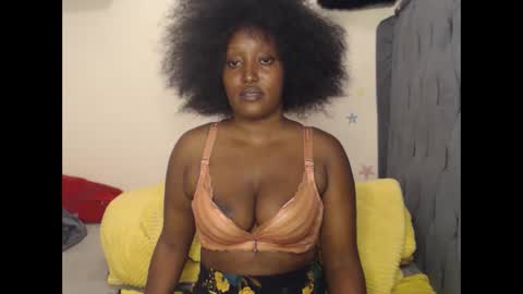 Snapshot of ebonyshiks chatting on 02/25/26, 08:13 ebonyshiks online show from 02/25/26, 08:13