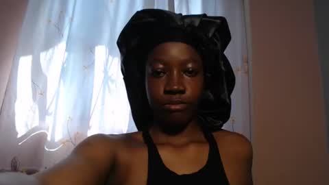 ebonysmiles00 online show from 05/30/26, 12:02