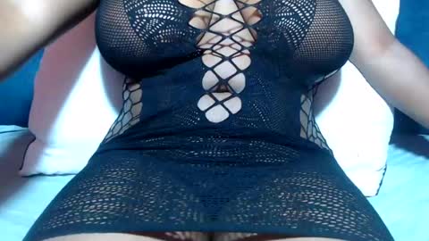 Snapshot of ebonysmiles00 chatting on 07/17/26, 09:27 ebonysmiles00 online show from 07/17/26, 09:27