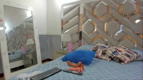 ebonysquirtcol online show from 01/16/26, 08:35