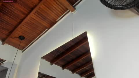 ebonyx40 online show from 04/16/26, 10:49