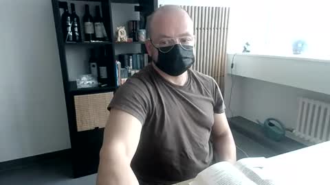 Snapshot of echoesethos chatting on 10/10/25, 04:17 Echo online show from 10/10/25, 04:17