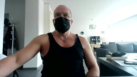 Snapshot of echoesethos chatting on 10/17/25, 12:08 Echo online show from 10/17/25, 12:08