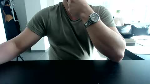 Snapshot of echoesethos chatting on 11/13/25, 12:15 Echo online show from 11/13/25, 12:15