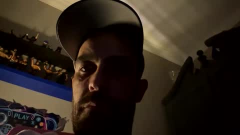 Snapshot of ecko2012 chatting on 09/09/25, 02:11 ecko2012 online show from 09/09/25, 02:11