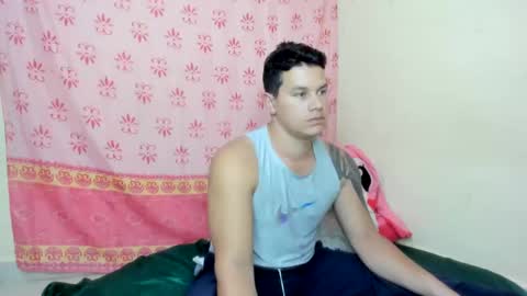    online show from 10/26/25, 03:45