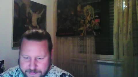 Snapshot of eda666 chatting on 10/06/25, 05:43 Edward online show from 10/06/25, 05:43