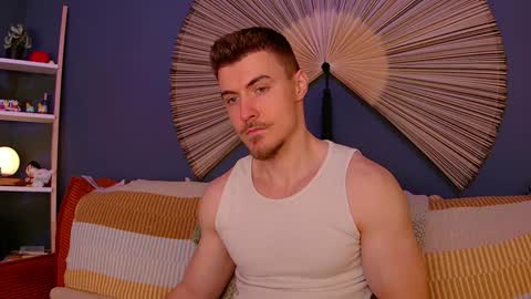 Snapshot of eddieds chatting on 12/23/25, 04:10 Eddie online show from 12/23/25, 04:10