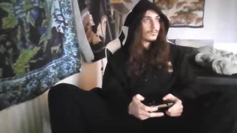 Snapshot of eddy815 chatting on 12/03/25, 12:07 eddy815 online show from 12/03/25, 12:07