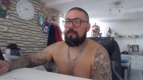 edgarram83 online show from 12/02/25, 06:47