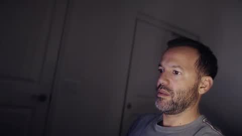 Snapshot of edge_masters chatting on 11/29/25, 01:52 EdgeM online show from 11/29/25, 01:52