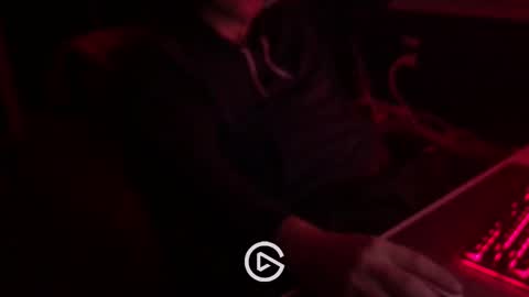 Snapshot of edgemeallnight chatting on 02/02/25, 04:37 edgemeallnight online show from 02/02/25, 04:37