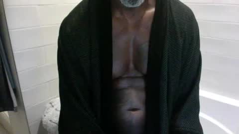 Dad online show from 05/03/26, 04:18