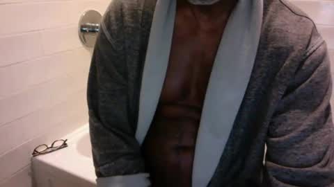 Dad online show from 05/09/26, 01:49