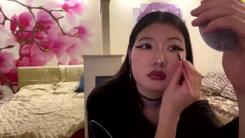 Eri online show from 05/20/26, 06:25