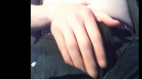 Snapshot of edinburgh79 chatting on 03/16/26, 04:33 edinburgh79 online show from 03/16/26, 04:33