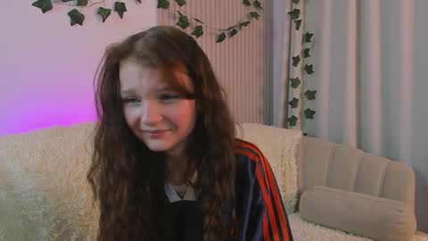 Lisa  online show from 01/20/25, 11:21