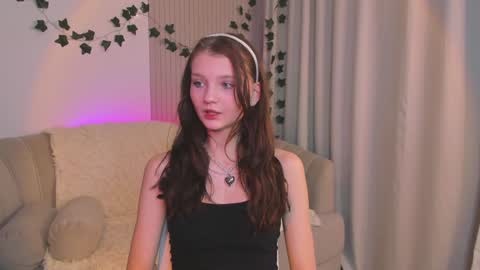 Lisa  online show from 02/01/25, 04:03