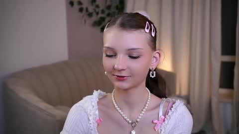 Lisa  online show from 04/18/26, 10:54