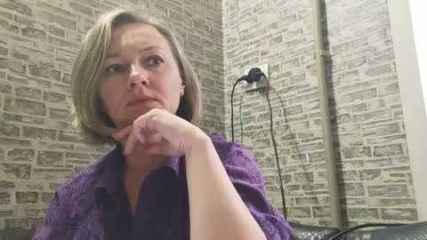 edithmanning online show from 12/29/24, 08:33