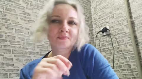 edithmanning online show from 01/25/25, 10:19