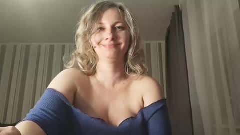 edithmanning online show from 02/17/26, 06:03