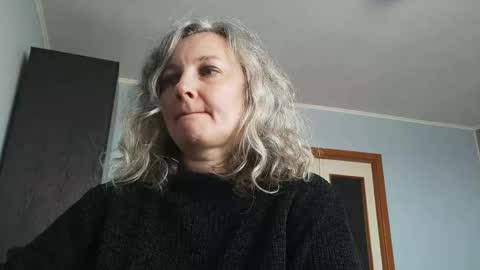 edithmanning online show from 05/03/26, 06:30