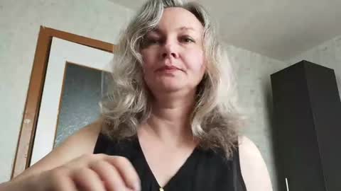 edithmanning online show from 05/12/26, 07:05
