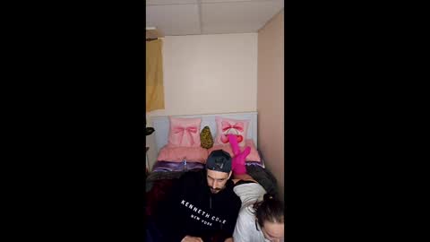 edmonton1985780 online show from 04/08/26, 08:47