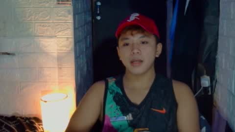 Snapshot of edrianburca052 chatting on 10/19/25, 05:13 urasian chub online show from 10/19/25, 05:13